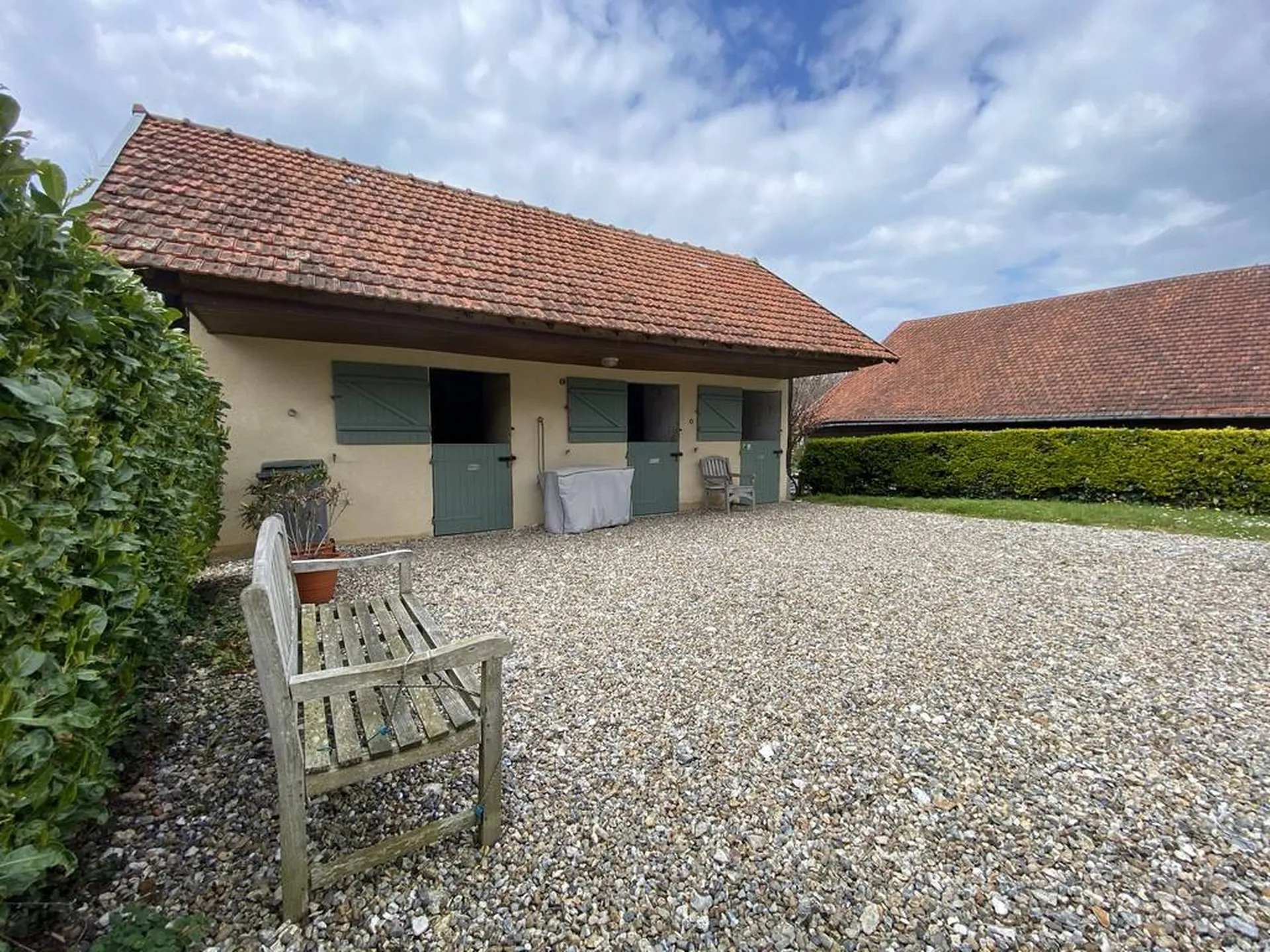 Propriété pouvant accueillir des animaux, avec box et sellerie, 3 chambres, Seine-Maritime,7