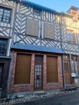 A ACQUERIR MAISON DE VILLE NORMANDE AVEC JARDIN CORMEILLES, Eure, 27