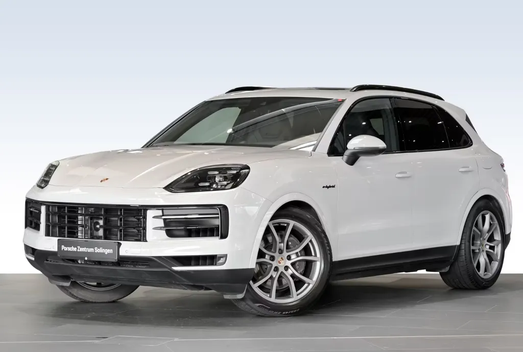 Porsche Cayenne E-Hybrid occasion Bordeaux – SUV haut de gamme Porsche disponible immédiatement Gironde