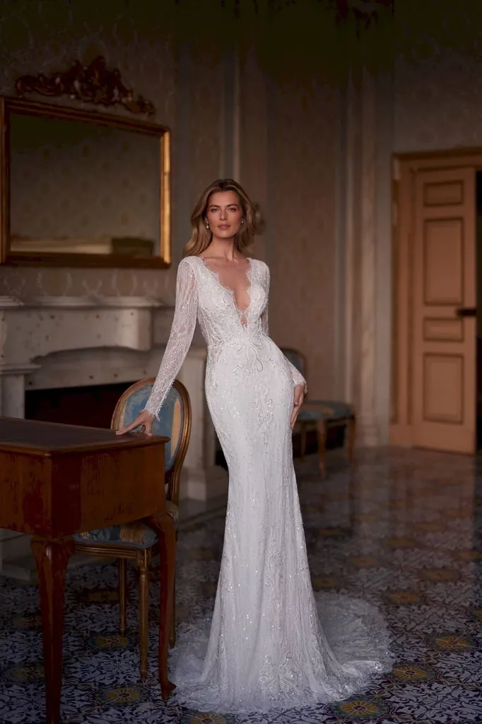 Robe de mariée sirène de créateur avec buste tatouage Marseille