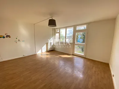 Le Pecq rive gauche - appartement 3 pièces lumineux dans une résidence familiale récemment ravalée 