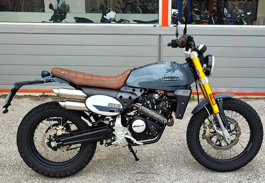 FANTIC CABALLERO 125 SCRAMBLER du 11/2021 avec 3550 km