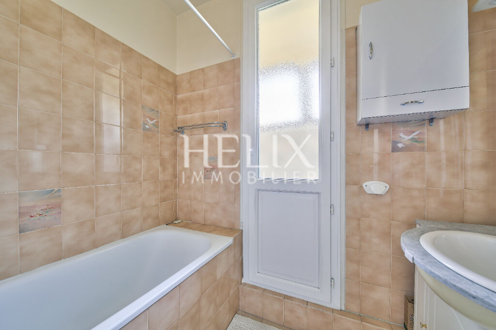 Venez visiter ce bel appartement au calme à Chatou