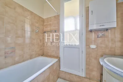 Venez visiter ce bel appartement au calme à Chatou