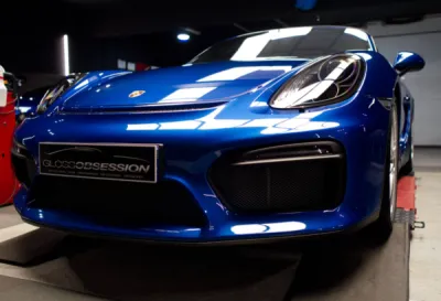 Protégez votre Porsche Spyder avec le Film de Protection XPEL – Gloss Obsession à Auray (56400)