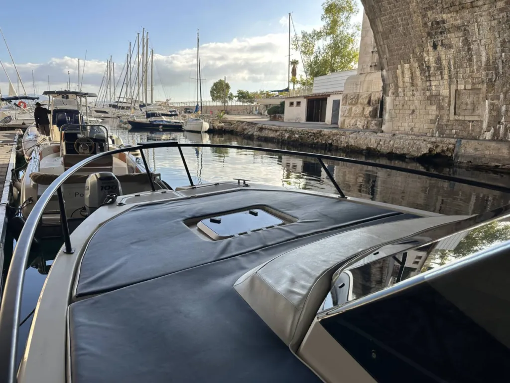 AS Marine 23 GL – Confort et performance disponibles en occasion à Six-Fours-les-Plages