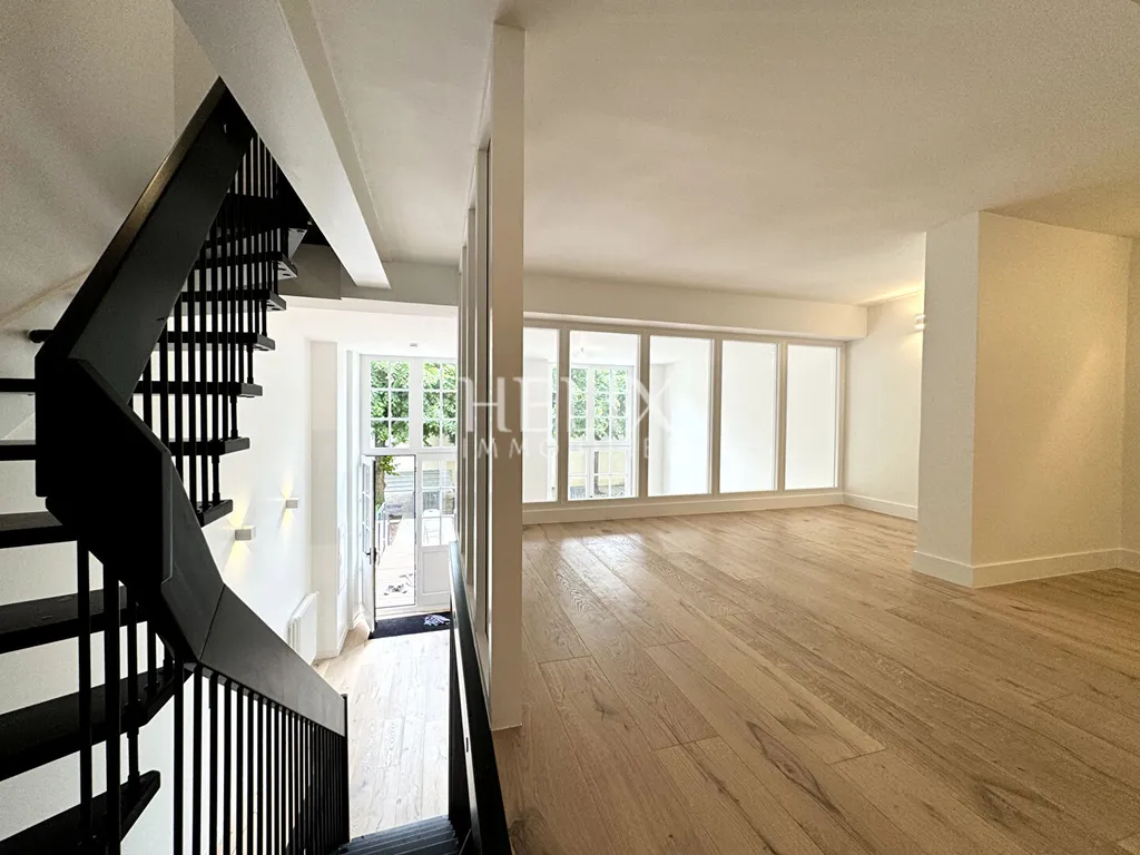 Programme neuf maison de ville 119,20 M2 jardin et terrasse à Saint-Germain-en-Laye , RER A 10 mn.