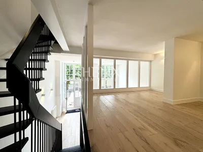 Programme neuf maison de ville 119,20 M2 jardin et terrasse à Saint-Germain-en-Laye , RER A 10 mn.