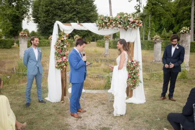 Romantic and Stunning Wedding for Brasilian Couple with symbolic ceremony in an French Abbey near to Paris