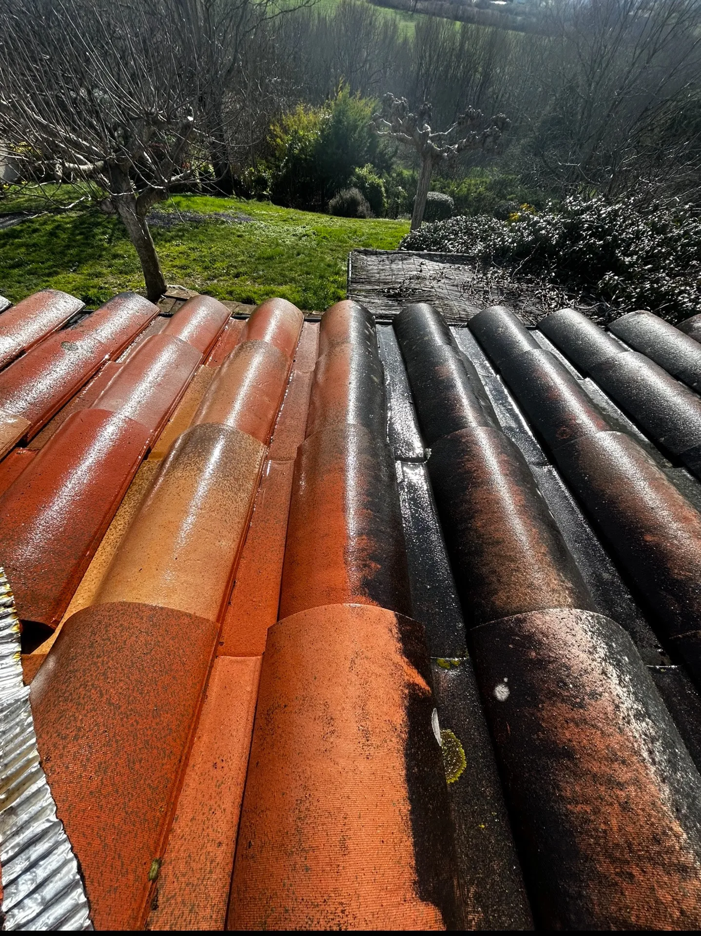 Nettoyage de toiture, façade et terrasse avec des produits éco-responsable et nettoyage vapeur basse pression à Toulouse, Albi et Montauban