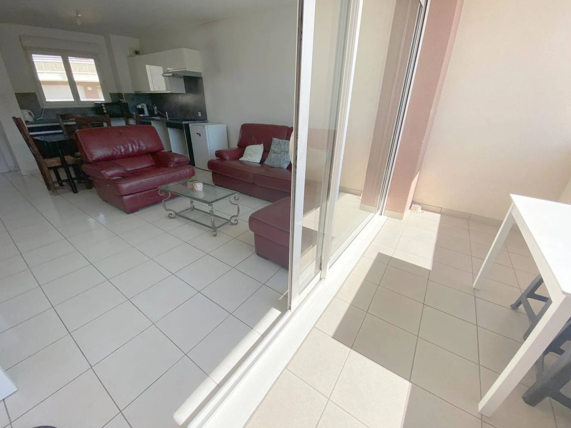 a la vente bel appartement avec cave et garage sur roquefort la bédoule