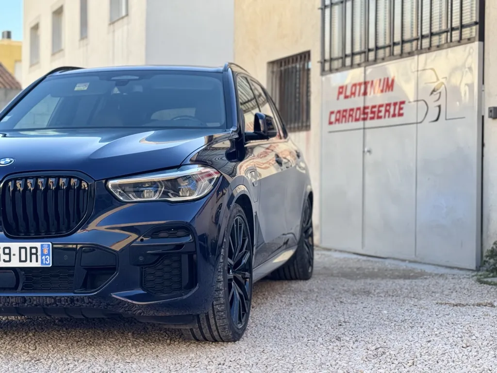 Transformation & Perfection pour ce BMW X5 45e proche de Marseille et d’Aubagne