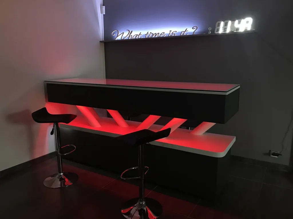comptoir de bar sur mesure lumineux marseille