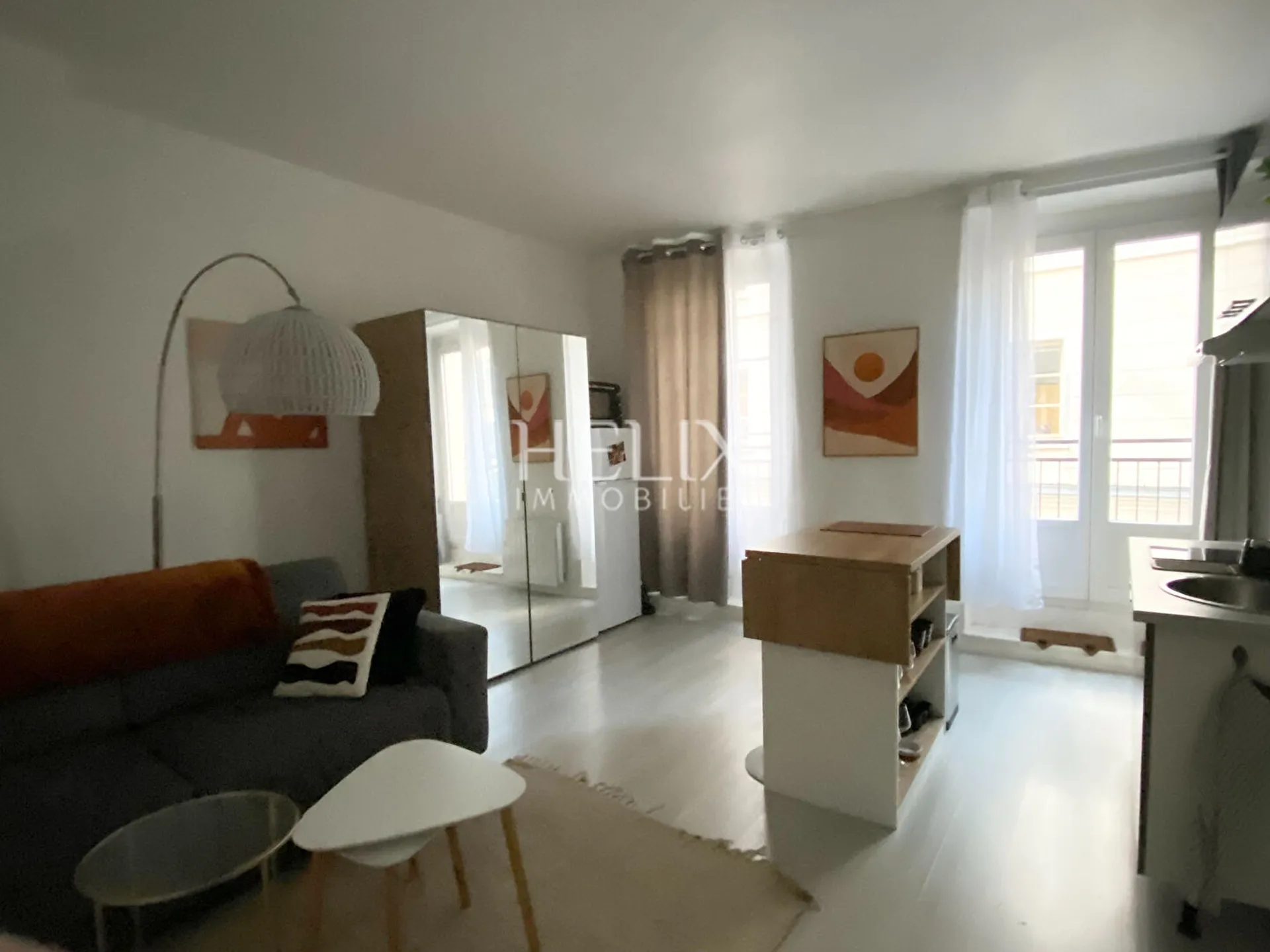 Studio à louer avec balcon à Saint Germain en Laye, 2 mn du RER A!