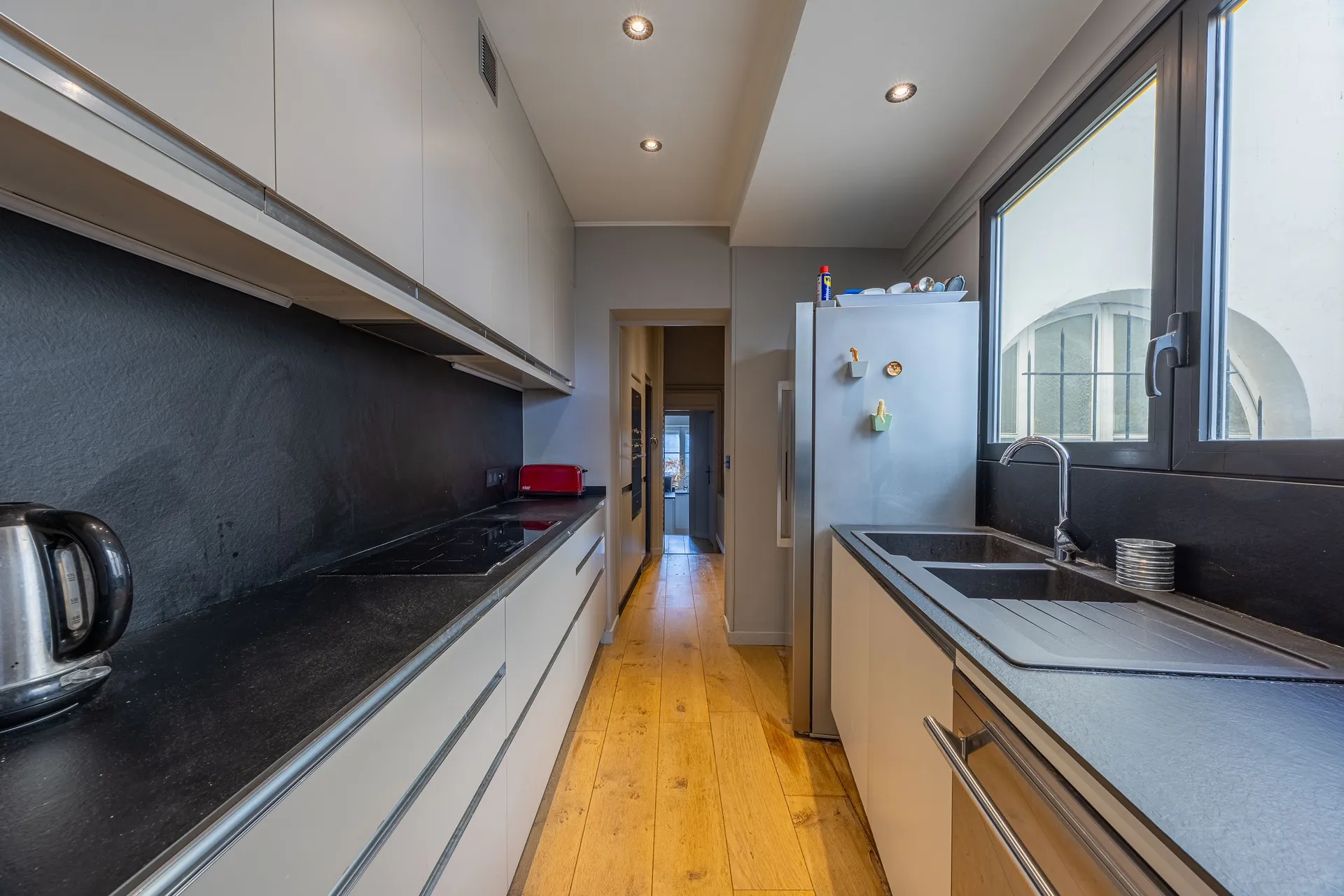 Superbe appartement en duplex au dernier étage avec terrasse, Place de la Comédie Bordeaux