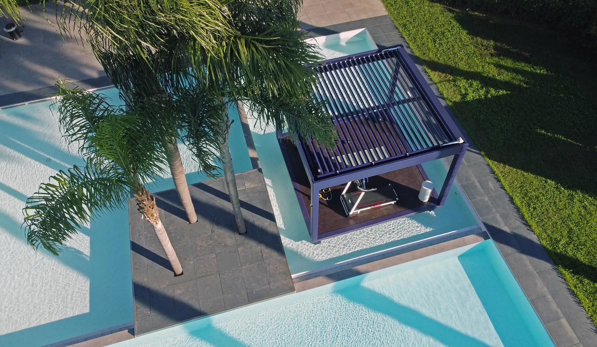 Pergola sur mesure à lames orientables à Mougins 06