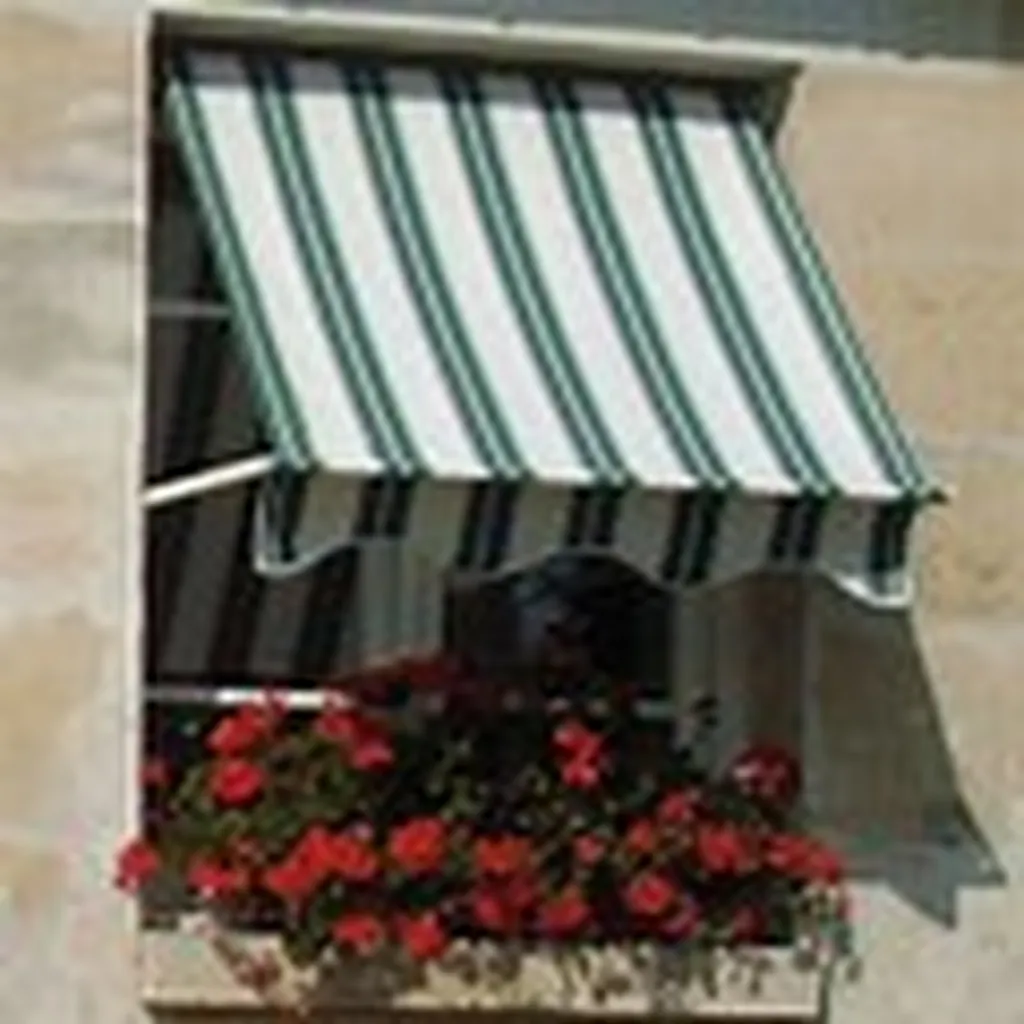 Store à projection sur fenêtre d'immeuble à Lyon 8eme