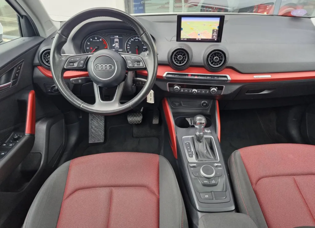 Audi Q2 1.4 TFSI COD S TRONIC 7 SPORT OCCASION / 1ère MAIN / ENTRETIEN 100% AUDI / TOIT OUVRANT / PACK RED / A PLAISANCE DU TOUCH PRES DE TOULOUSE