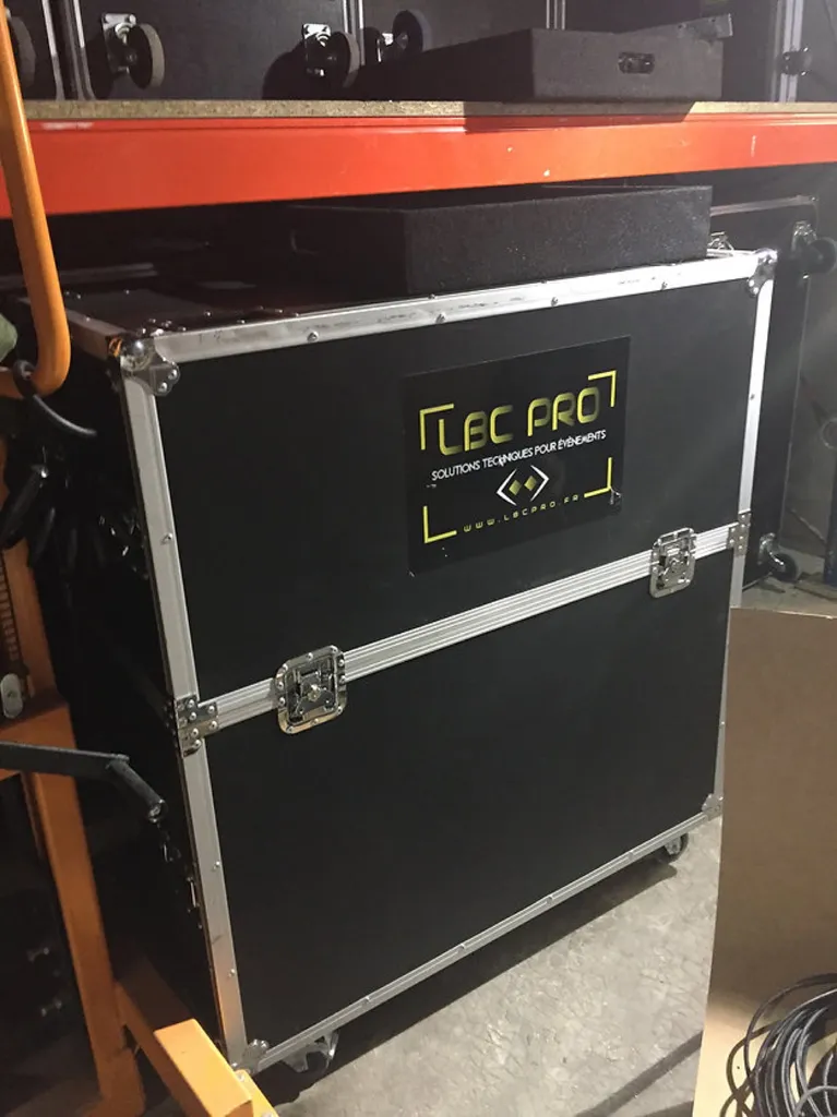 FLY CASE SUR ROULETTES HAUT