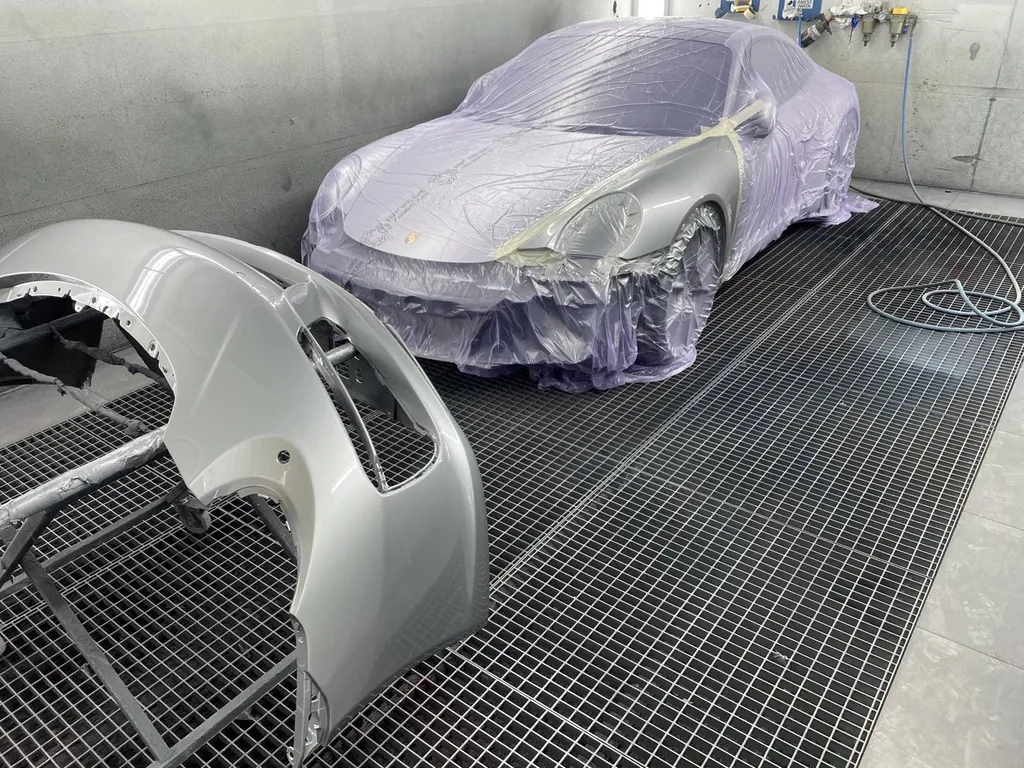 Retouche peinture voiture pour rayure usure Porsche