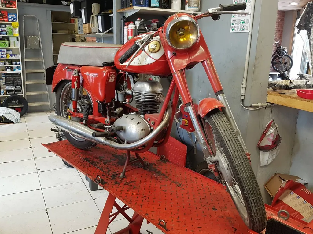 Moto occasion Terrot Ténor 125 SIX FOURS LES PLAGES