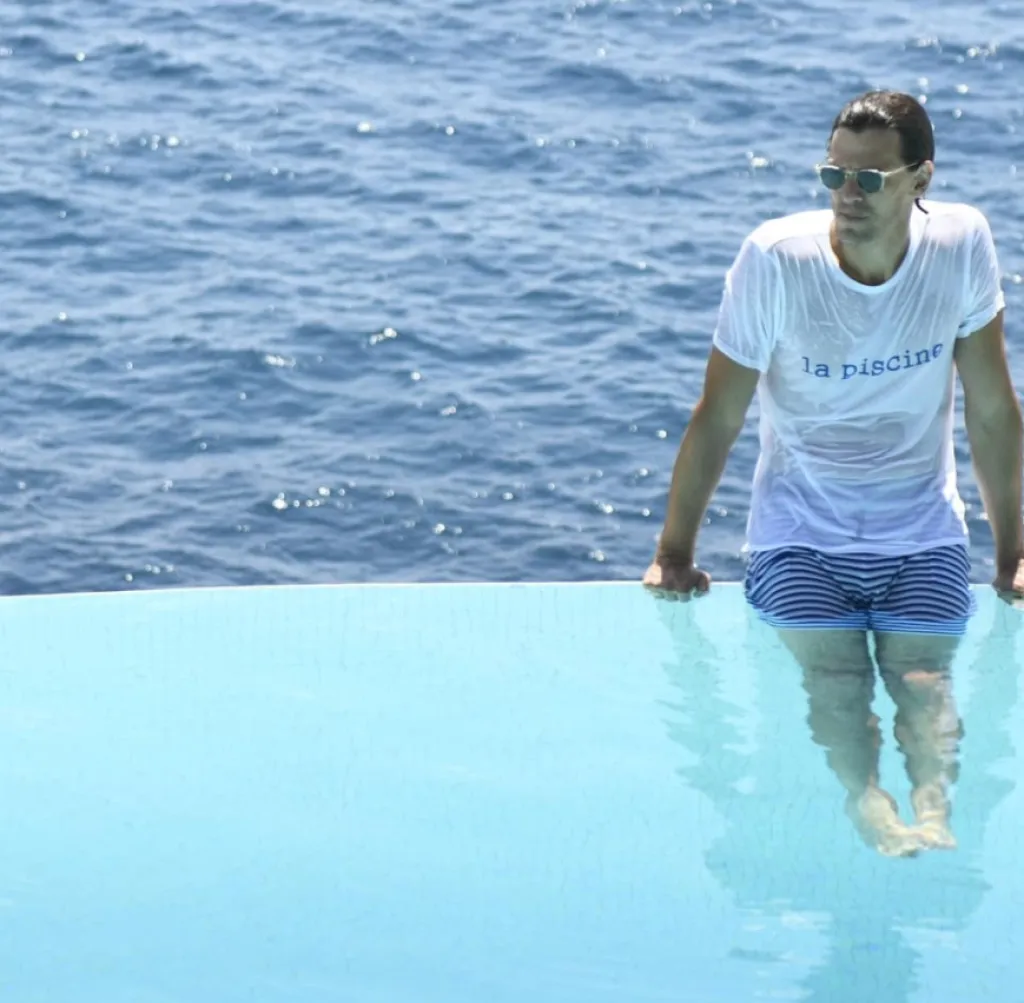 Les Garçons Faciles vous invite à plonger dans le Grand Bain avec leur collection printemps-été 2021.