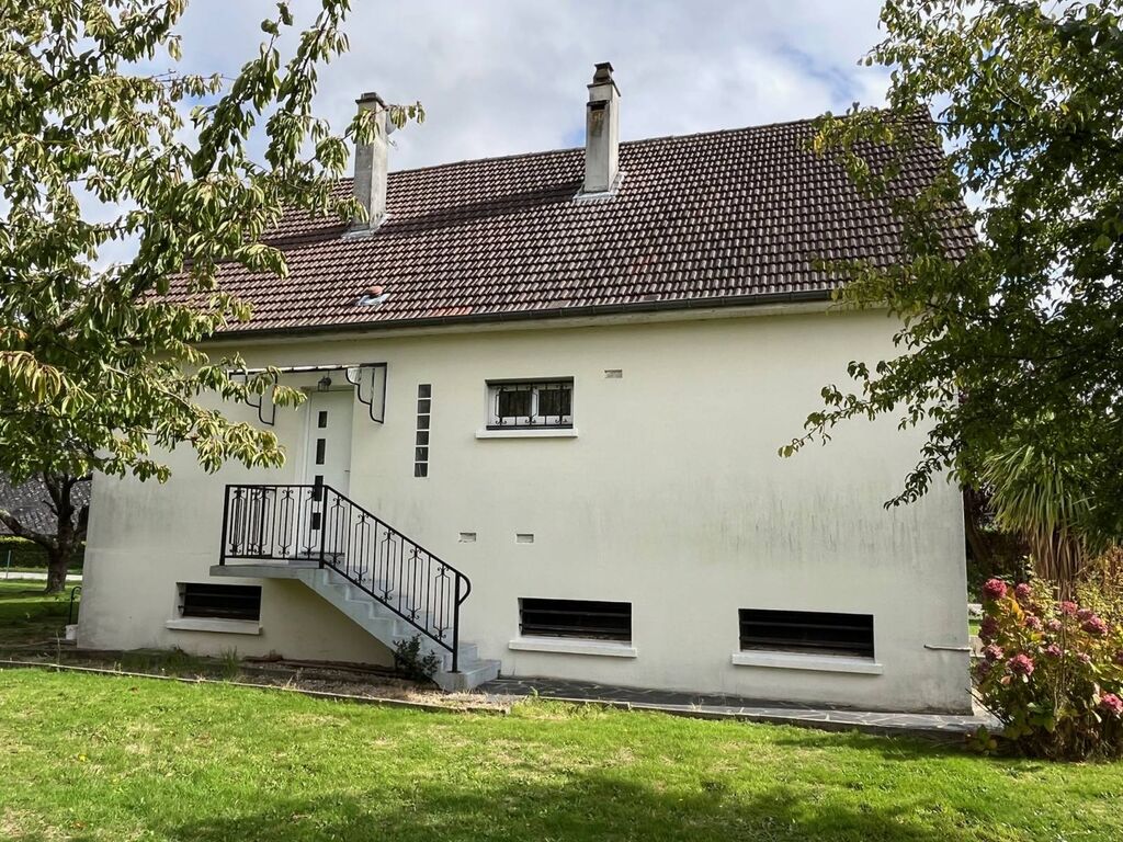 A vendre, pavillon individuel sur sous sol complet situé à Norville