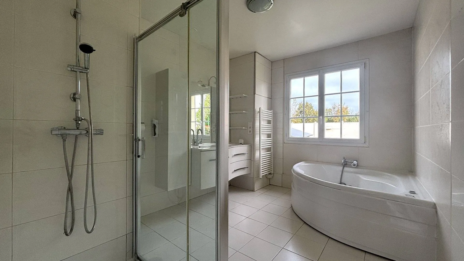 5 minutes de la centrale, maison de plain-pied avec studio - 4 chambres, Saint-Martin-en-Campagne 76370