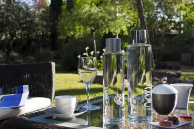 Fontaine à eau filtrée plate et gazeuse en restaurant en Paca