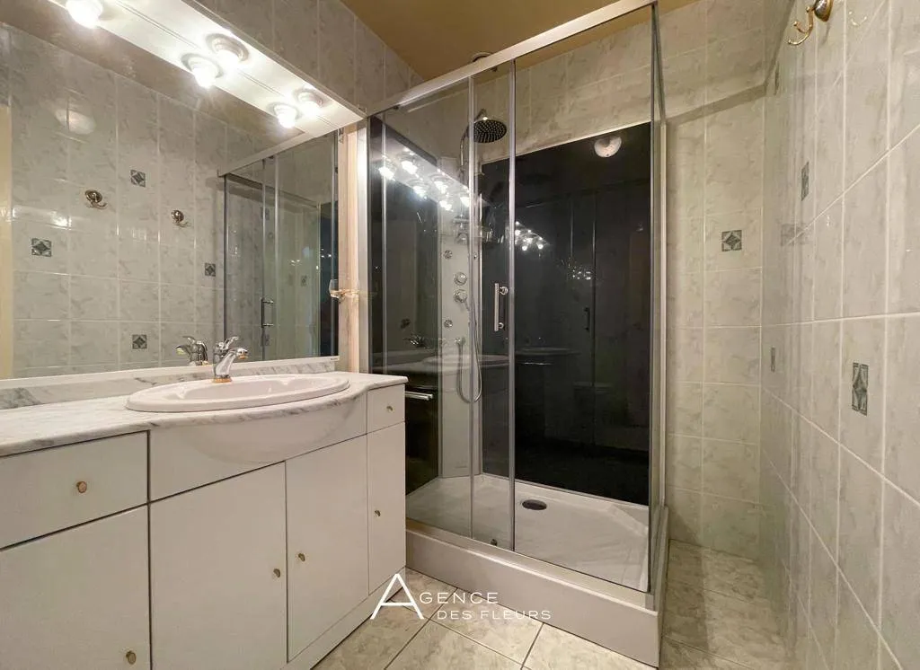 A saisir pavillon de plain-pied édifié sur 943 m² de terrain sur la commune de ST PIERRE DES FLEURS 27370