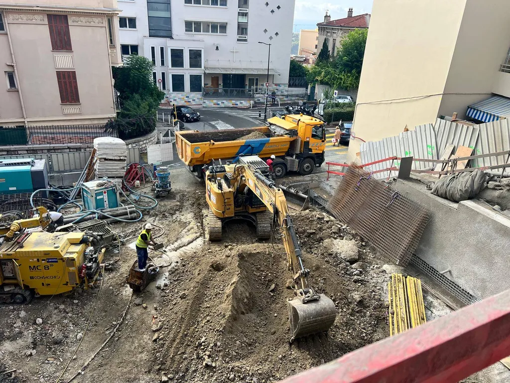 Terrassement et évacuation des déblais non inertes à beausoleil