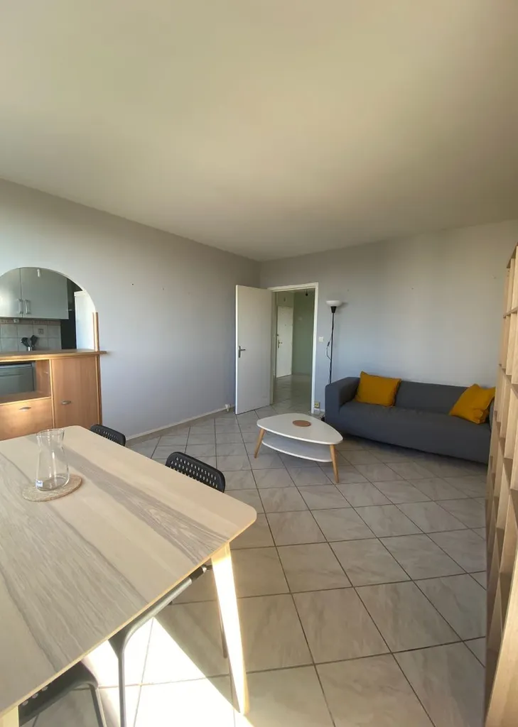 Appartement en location de 80.34m², situé rue hector Berlioz à Rouen, 790€ charges comprises