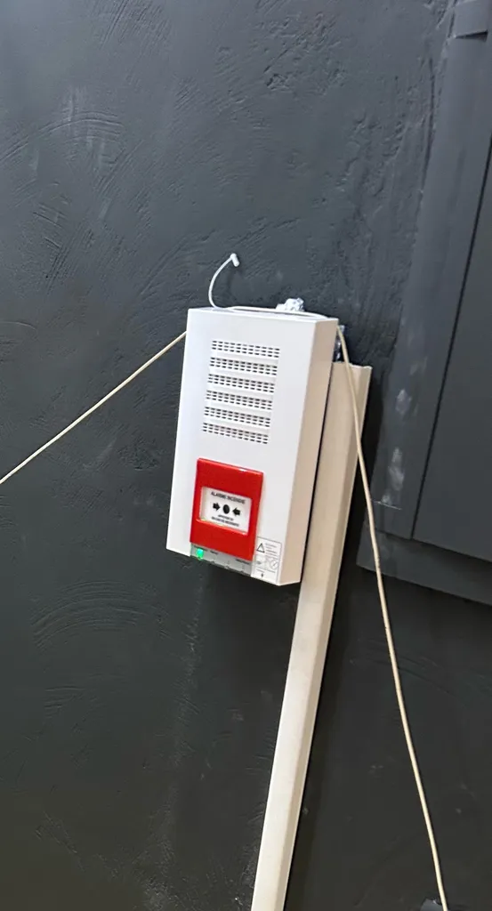 Mise en conformité électrique à Eygalières : sécurisation des réseaux et reprise de câblage par Fc Électricité