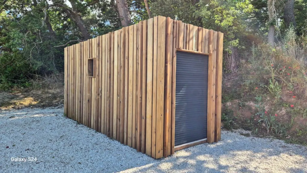 Nouveauté Extérieure : Cabane de Jardin en Pin Autoclave et Padouk