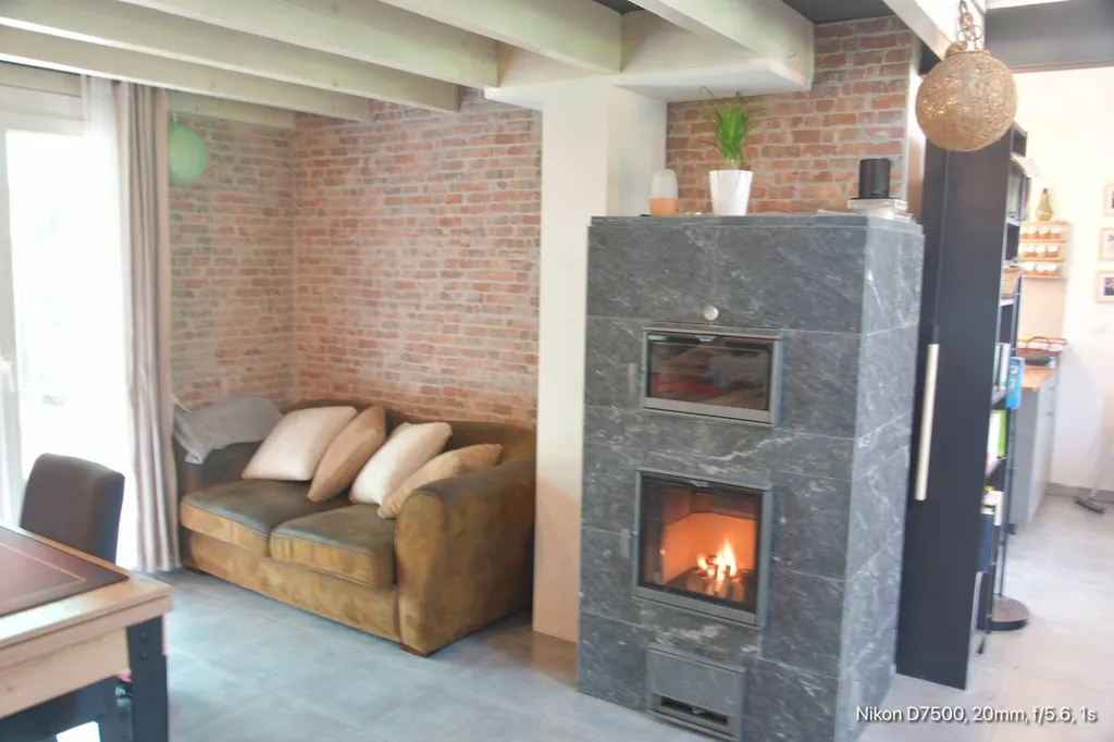 Magasin spécialisé en poêle de masse finlandais en pierre ollaire avec four de cuisson Langon