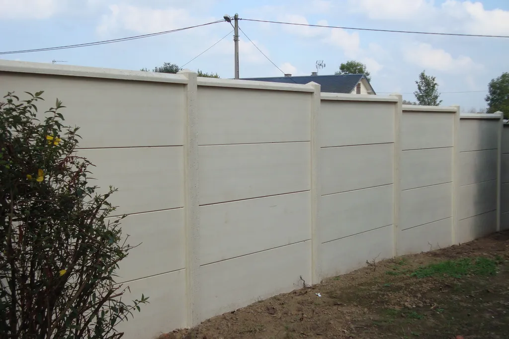 Installation de Clôture Occultante Béton Modulaire, Haute Résistance et Durabilité à Le Havre en Seine-Maritime 76 et Montivilliers