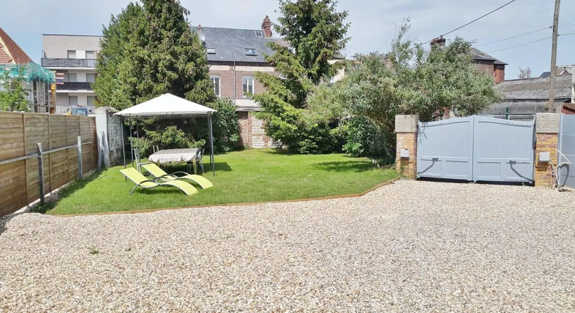 Vends jolie maison avec 2 garages proche Saint-Aubin-lès-Elbeuf 76410