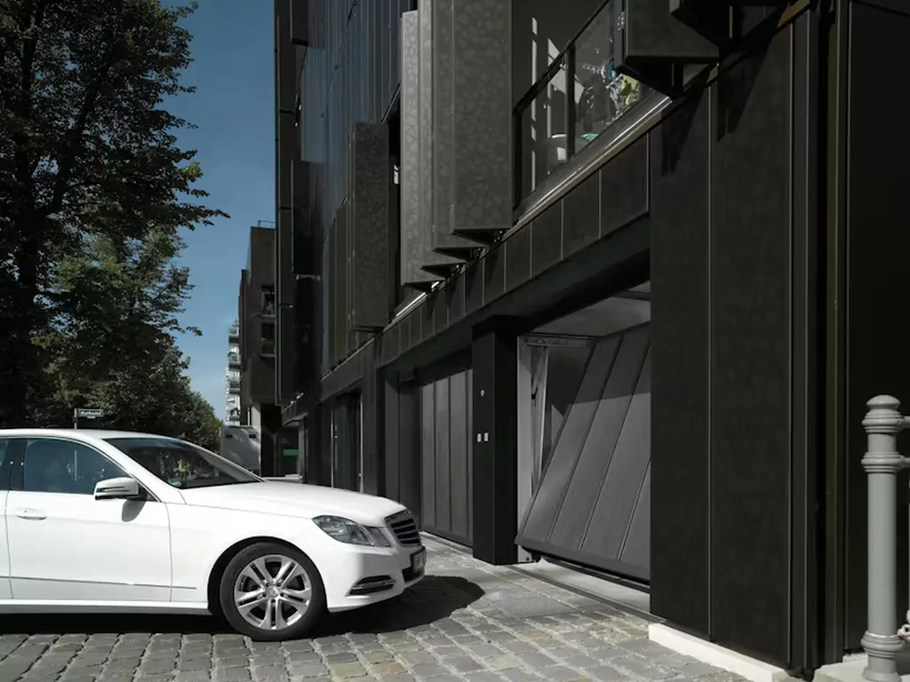 Porte de garage basculante collective Hormann industrie 