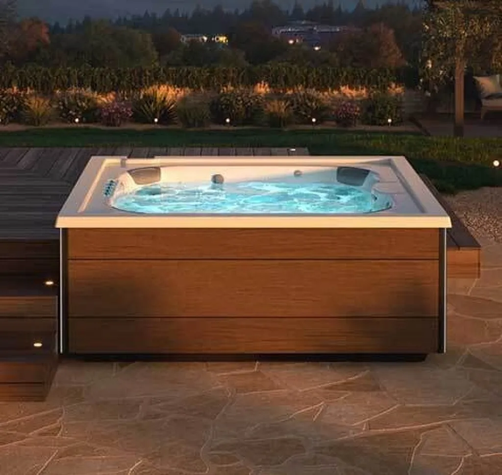 Collection J-LX™ de spas Jacuzzi®