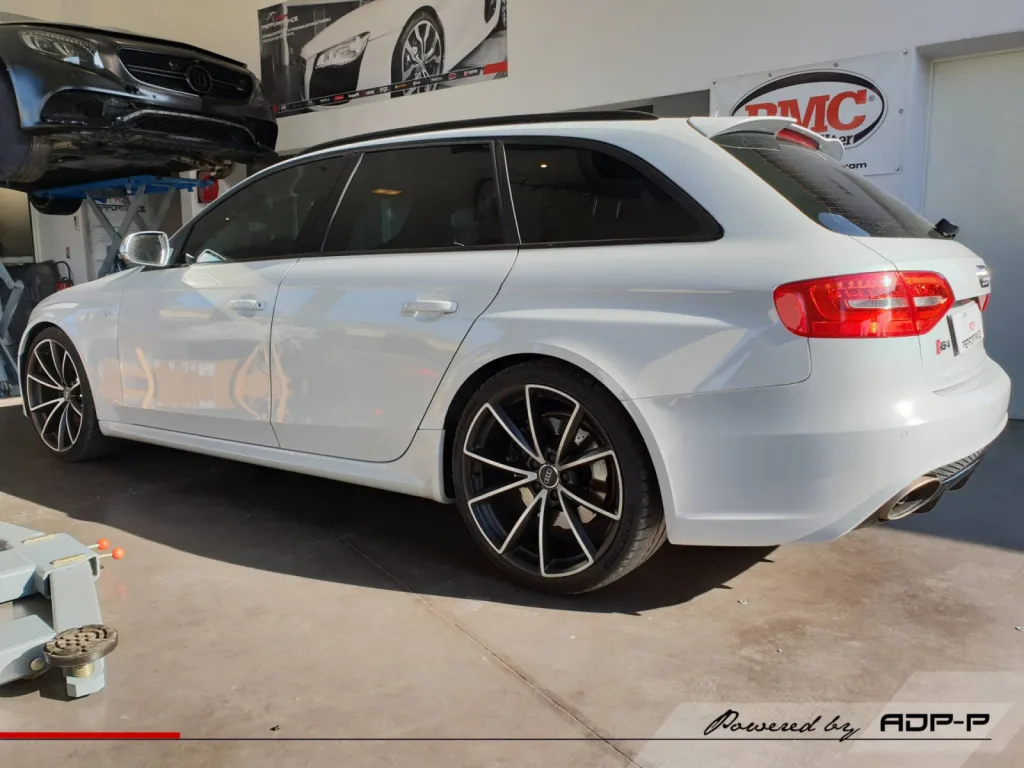 Echappement Audi RS4