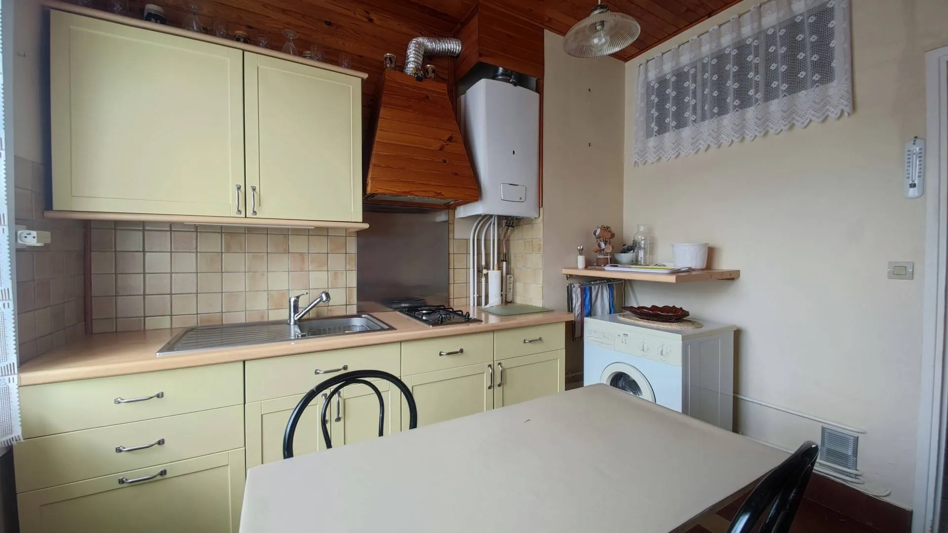 VENDU VUE PORT ET MER