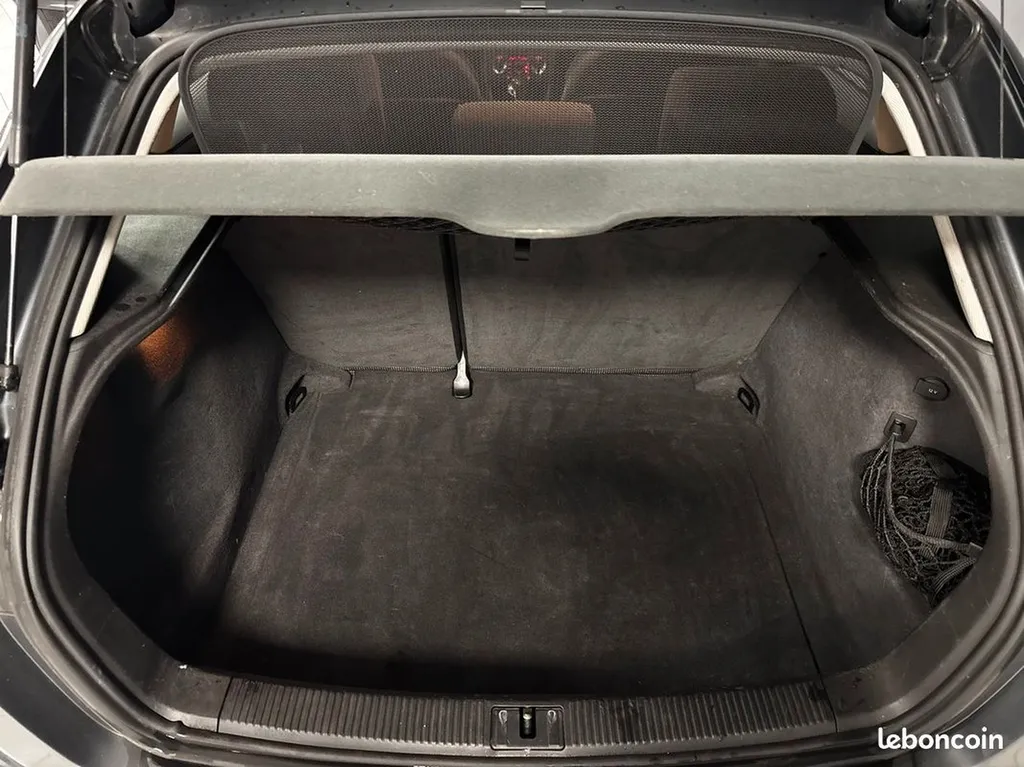 Audi A3 Sportback (8P) 2.0l TFSI 200cv DSG6 Ambition