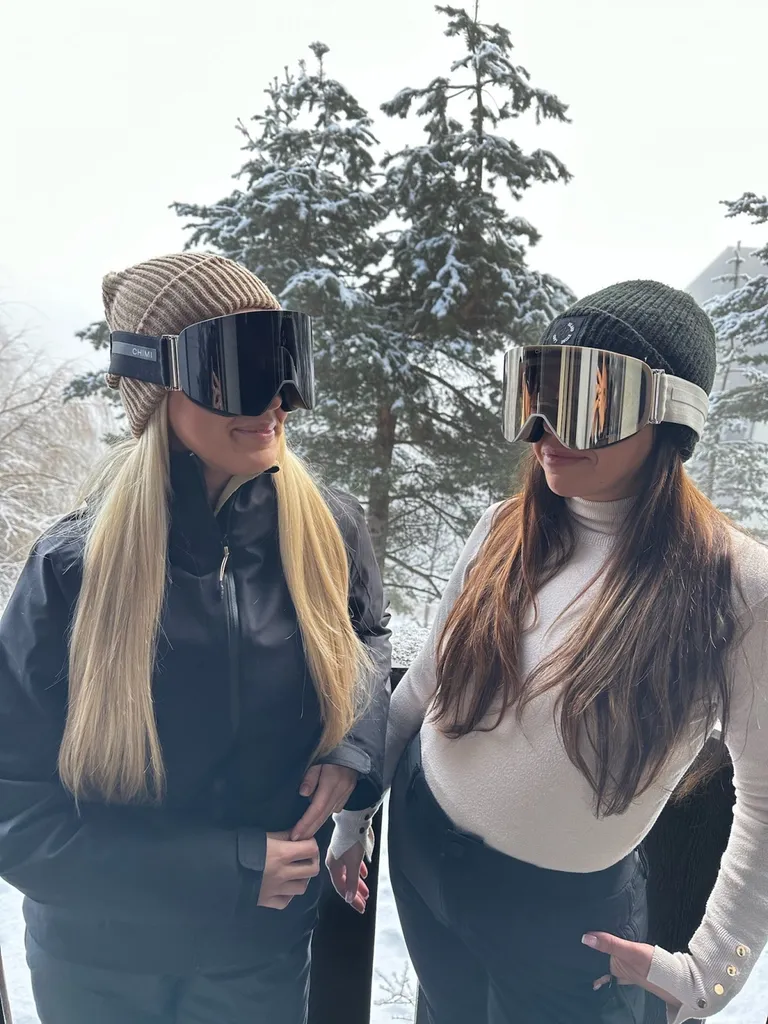 Ayez le look même sur les pistes de ski, avec notre sélection de masque de ski chez Universal Vision