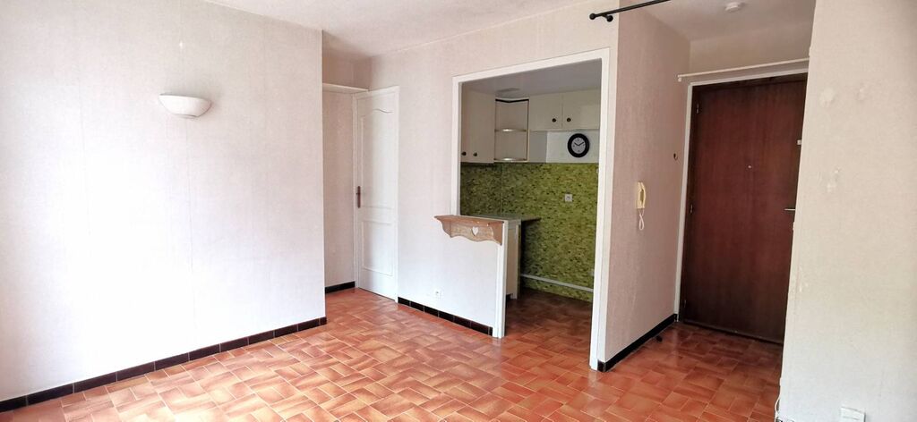 T2 à vendre avec parking privé à Cassis