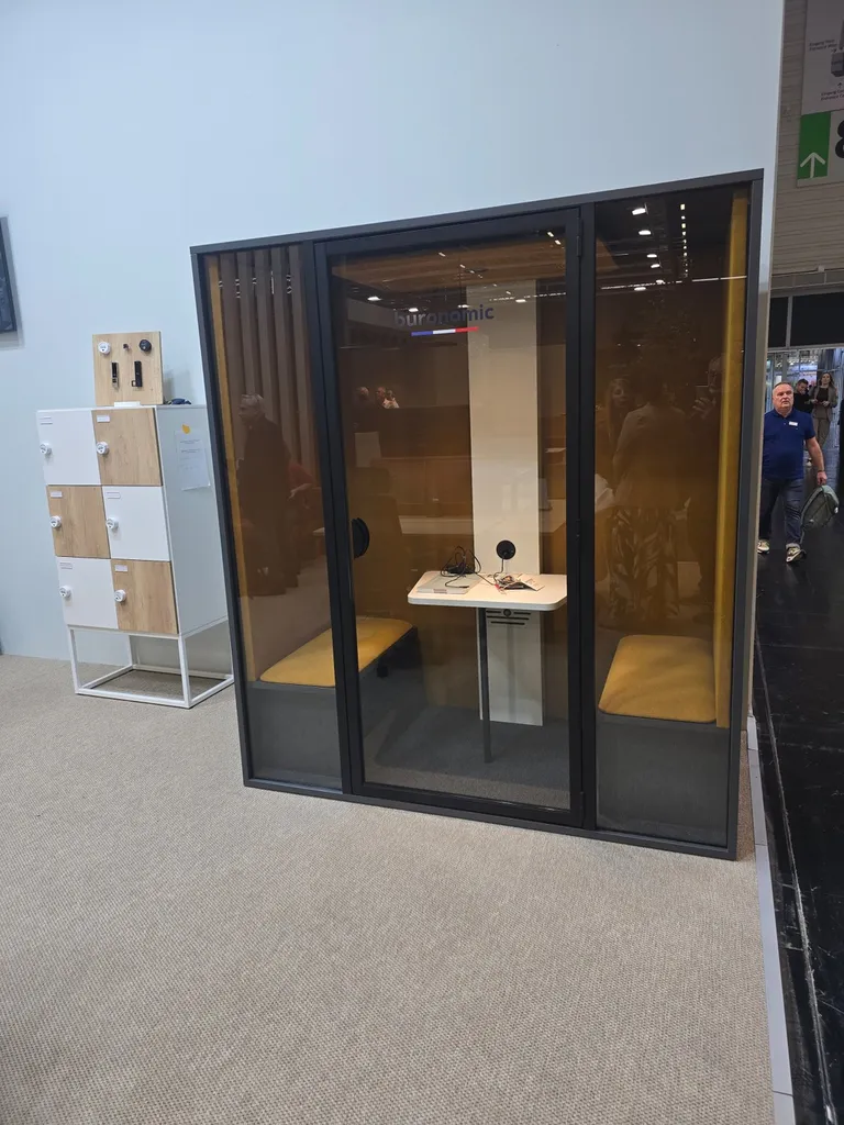 Cabine acoustique Buronomic Orgatec 2024