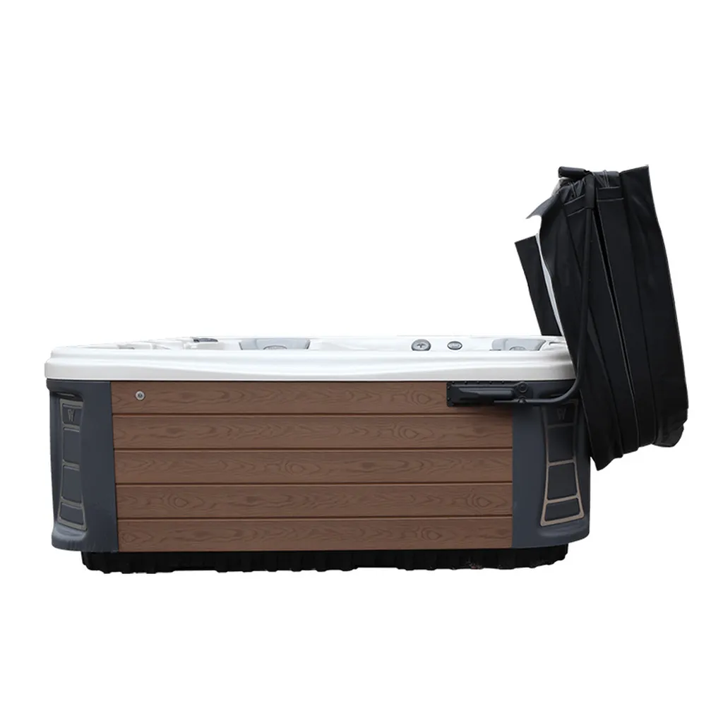 Quels-avantages-offre-un-lève-couverture-pour-spa