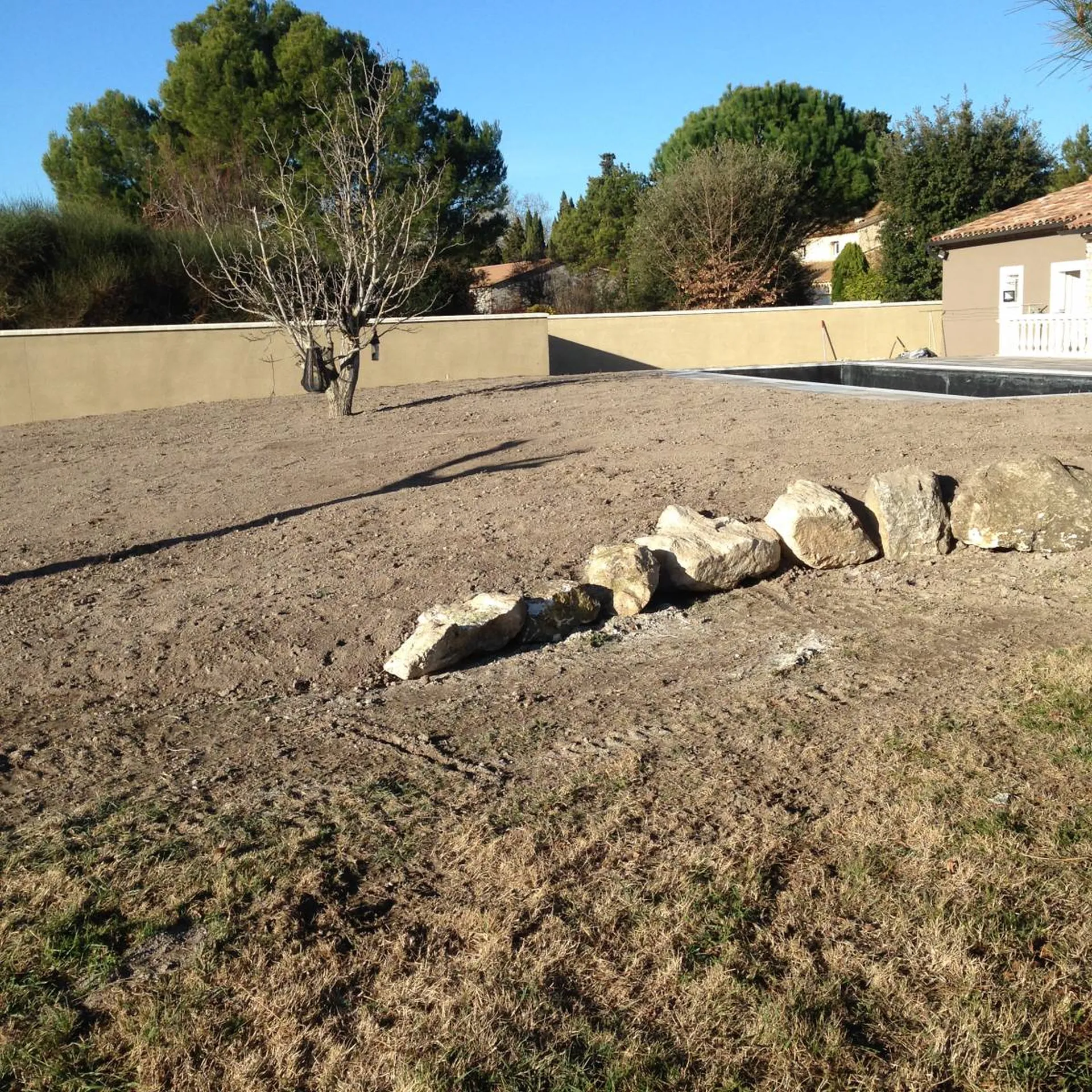 enrochement retenu de terre