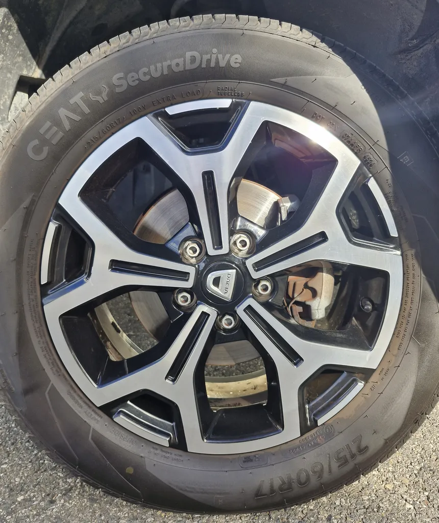 DACIA DUSTER OCCASION PRESTIGE BLUE DCI 115 4X2 OCCASION 1ère MAIN / suivi 100% Renault / PRES DE TOULOUSE EN OCCITANIE A PLAISANCE DU TOUCH