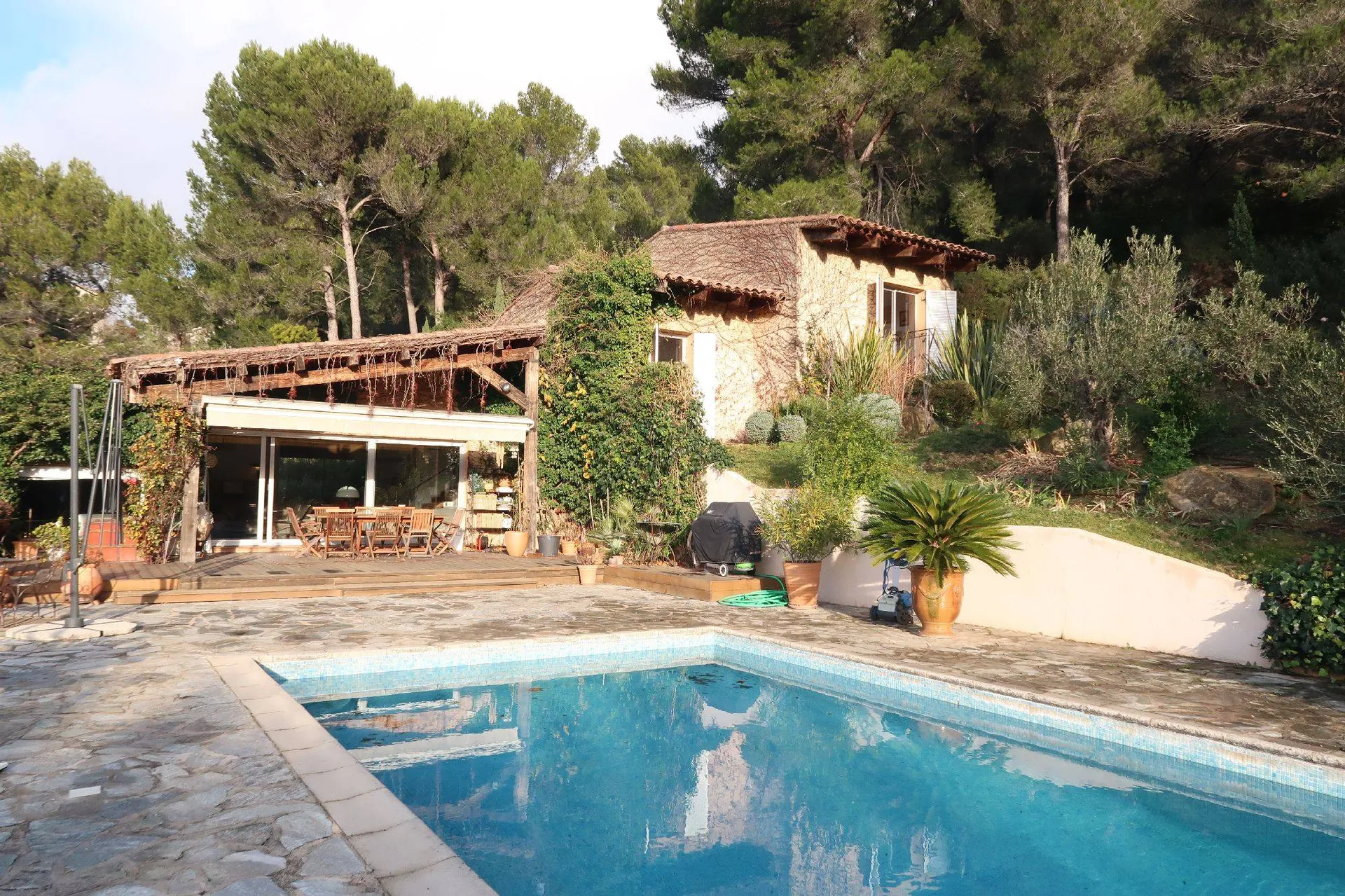 Villa type 4 terrasse piscine Cassis
