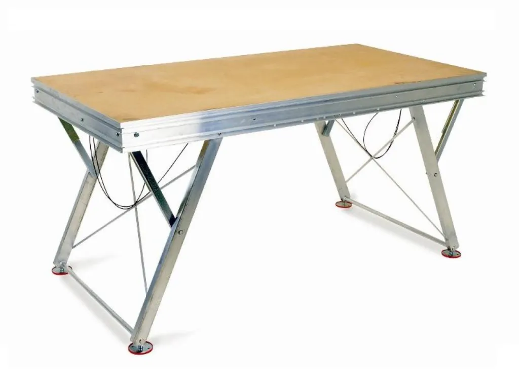 Location de praticables et podium 2m*1m hauteur réglable